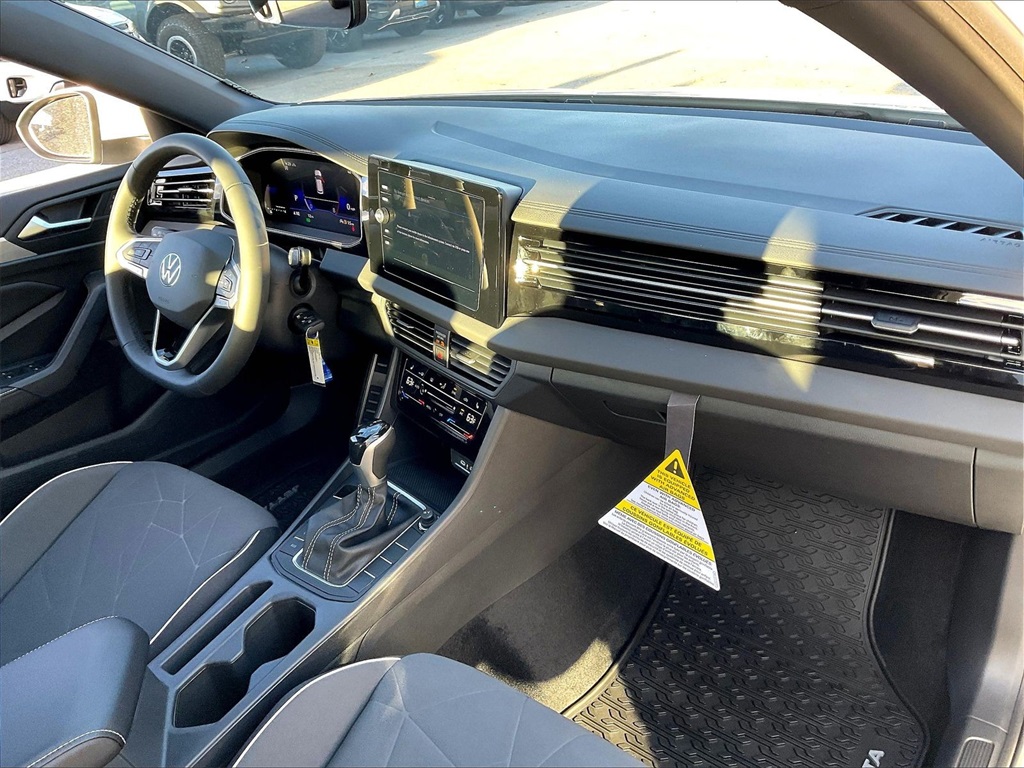 2026 Volkswagen Jetta 1.5T Sport - Photo 10