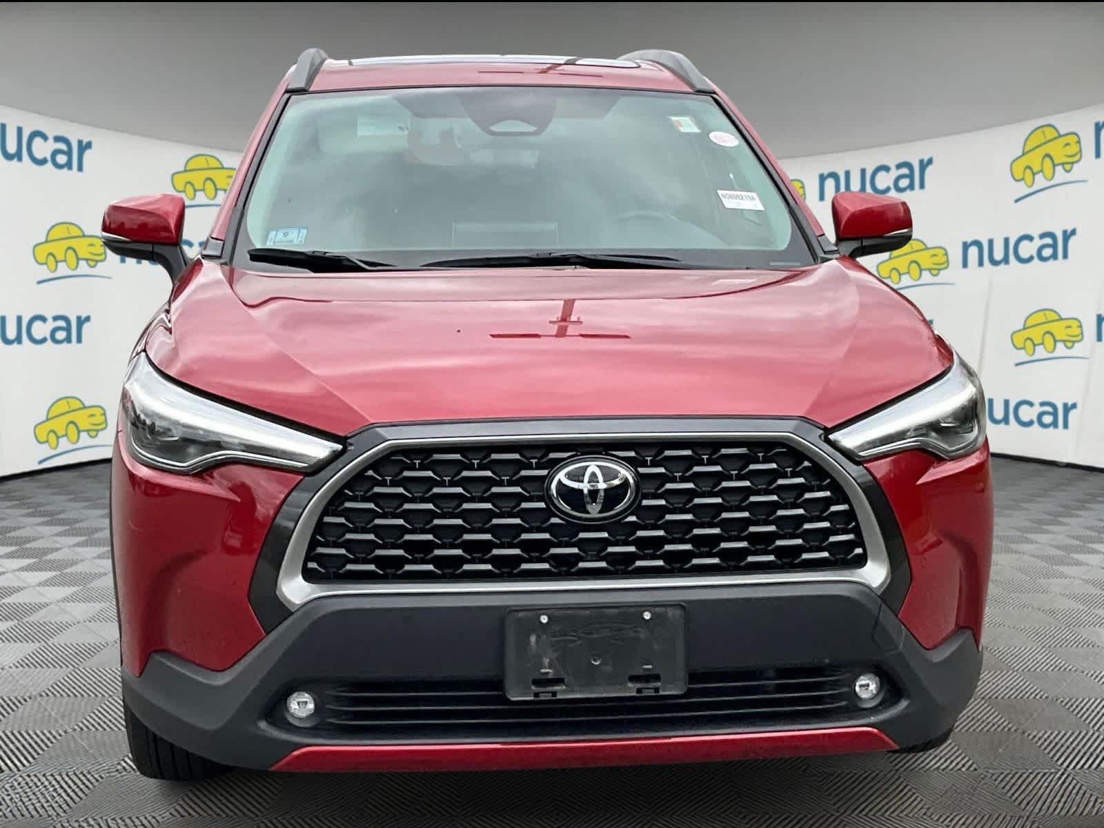 2023 Toyota Corolla Cross XLE - Photo 2