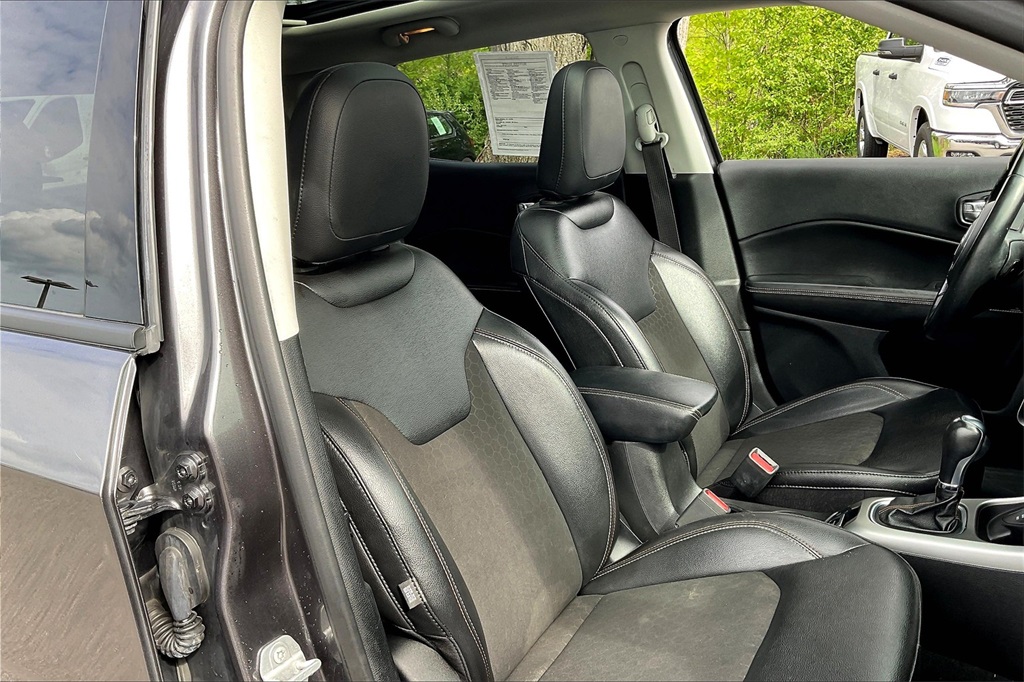 2020 Jeep Compass Latitude - Photo 11