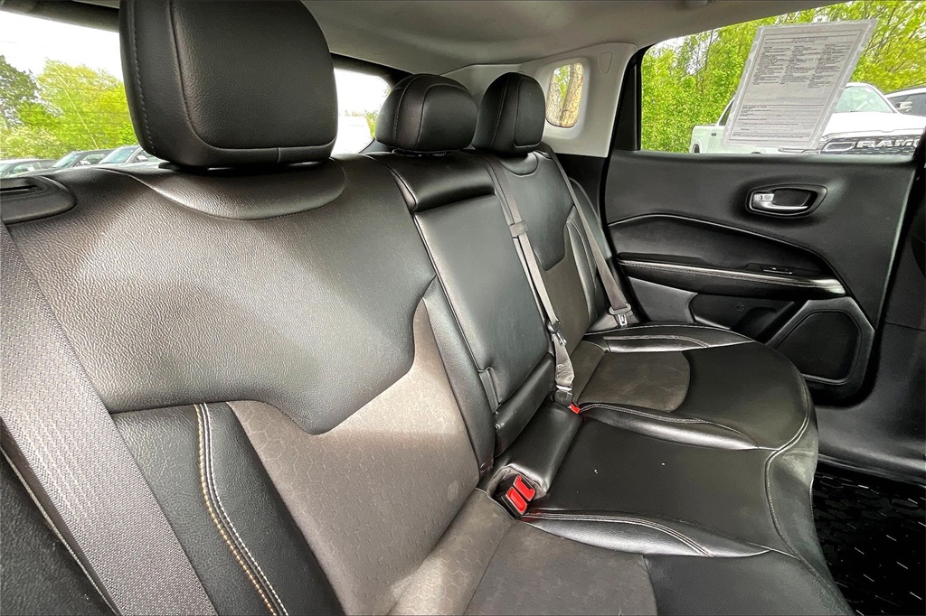 2020 Jeep Compass Latitude - Photo 16
