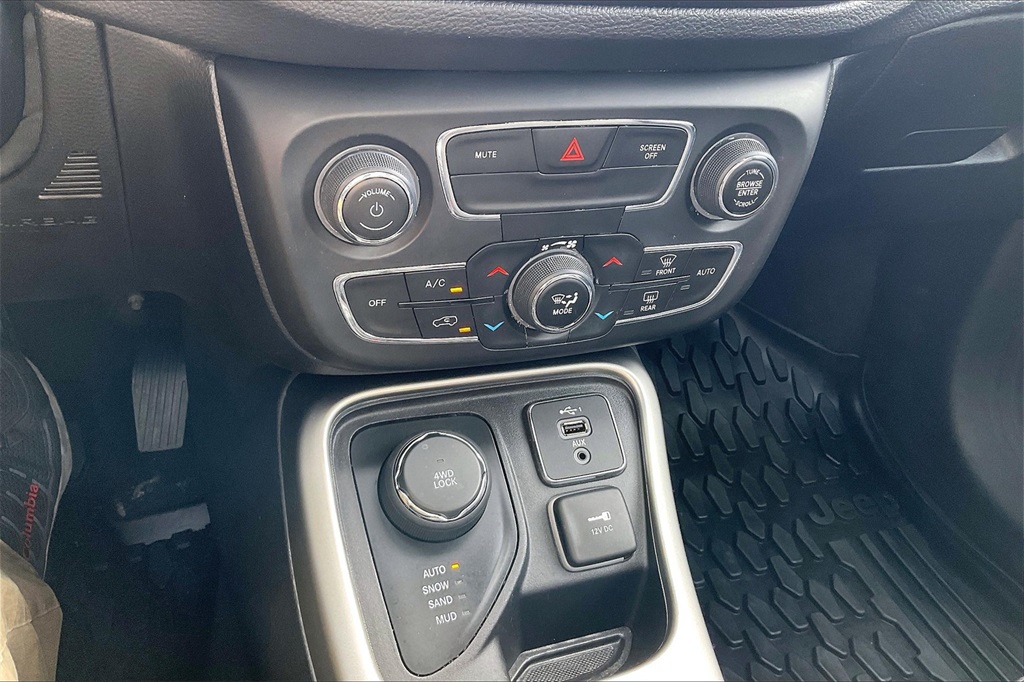 2020 Jeep Compass Latitude - Photo 26