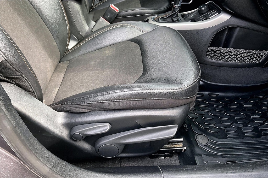 2020 Jeep Compass Latitude - Photo 36