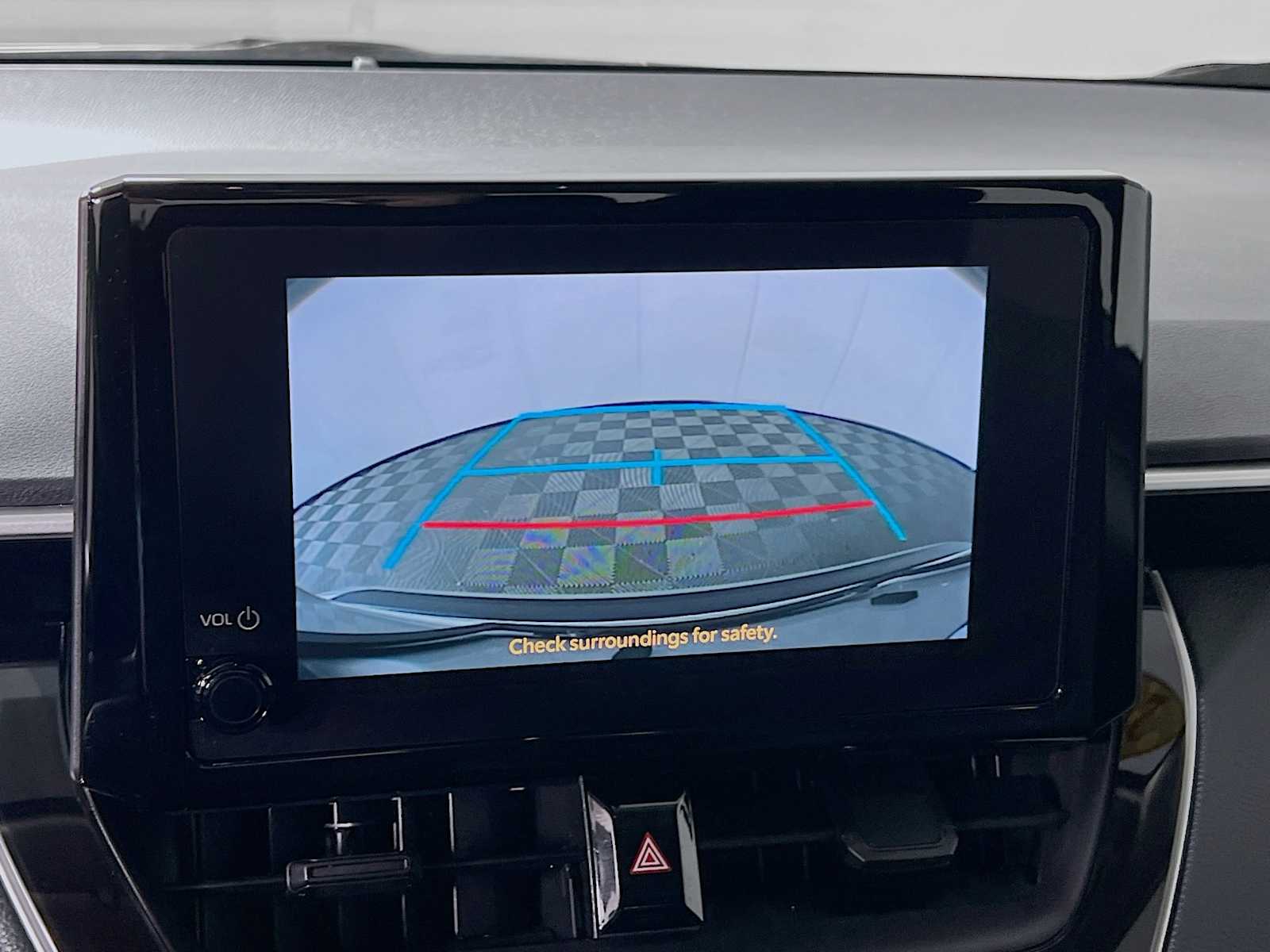 2024 Toyota Corolla LE - Photo 14