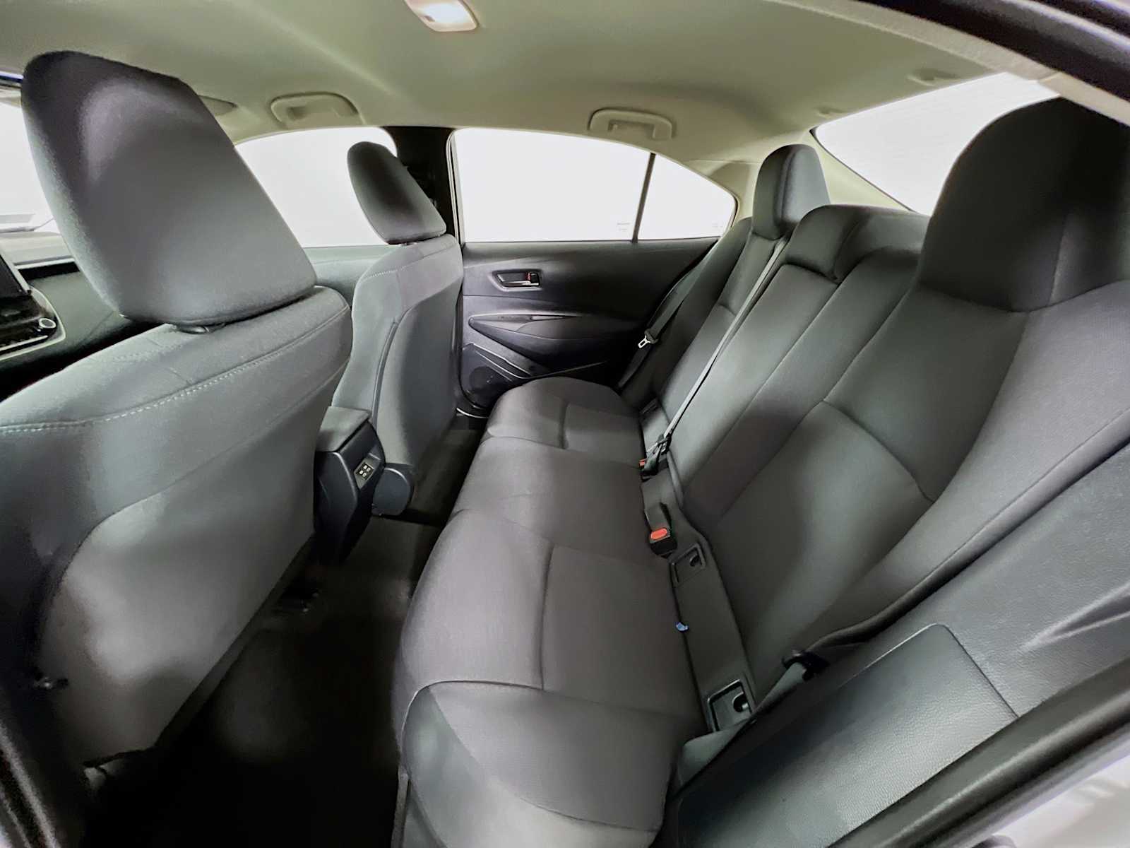 2024 Toyota Corolla LE - Photo 24