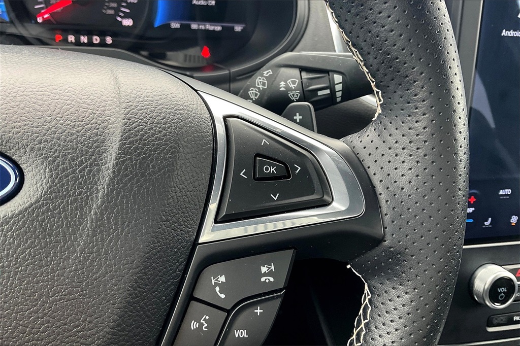 2022 Ford Edge ST - Photo 22