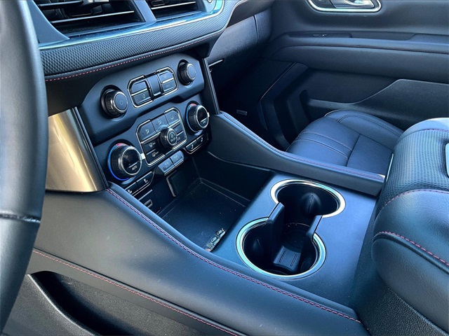 2024 Chevrolet Suburban RST - Photo 20