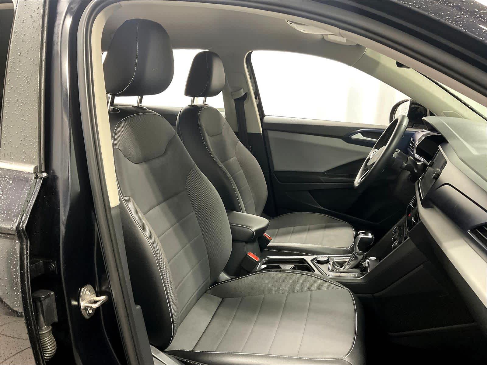 2022 Volkswagen Taos SE - Photo 11