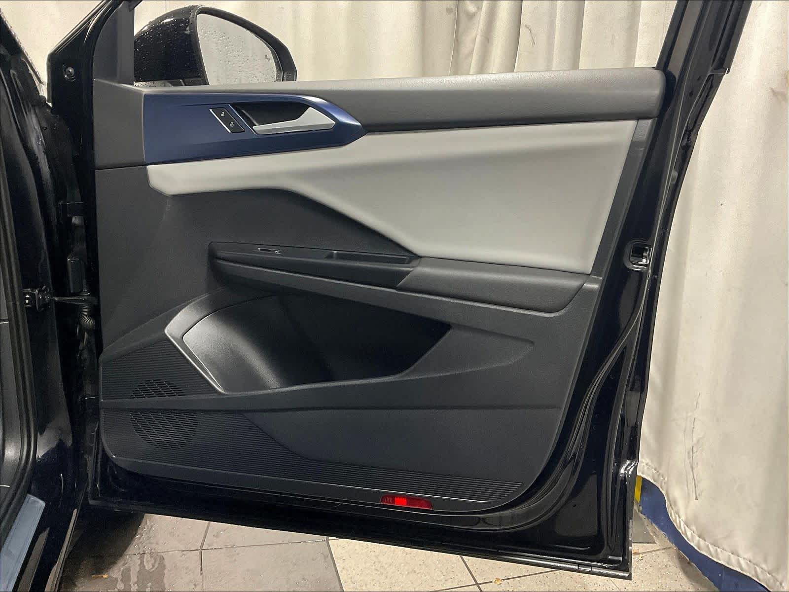 2022 Volkswagen Taos SE - Photo 12