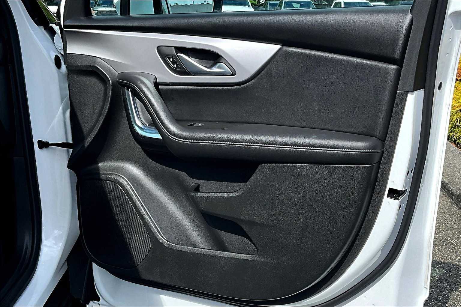 2022 Chevrolet Blazer LT - Photo 12
