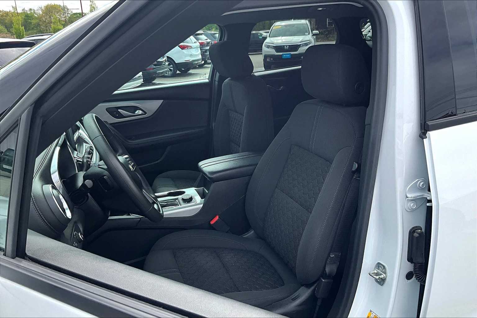 2022 Chevrolet Blazer LT - Photo 10
