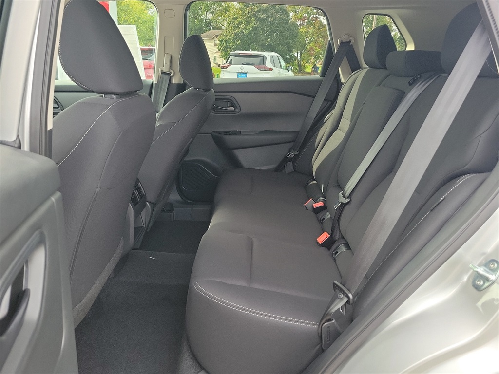 2025 Nissan Rogue S - Photo 6