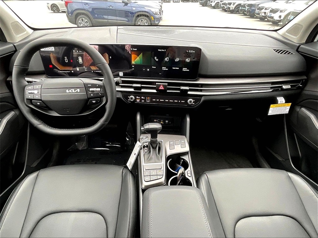 2026 Kia Sportage EX - Photo 12