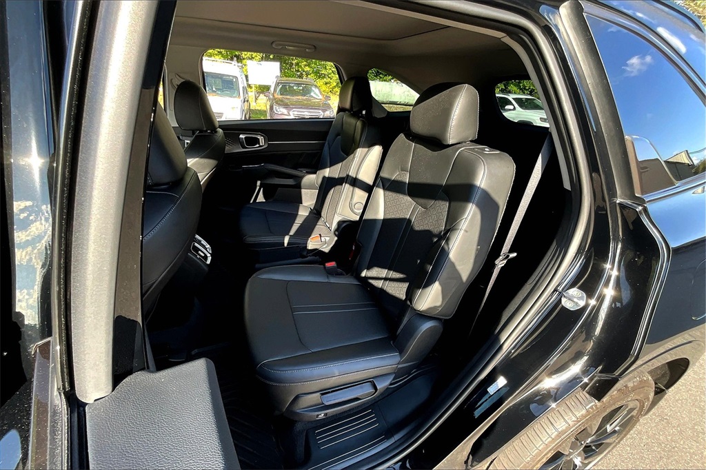 2022 Kia Sorento SX - Photo 15