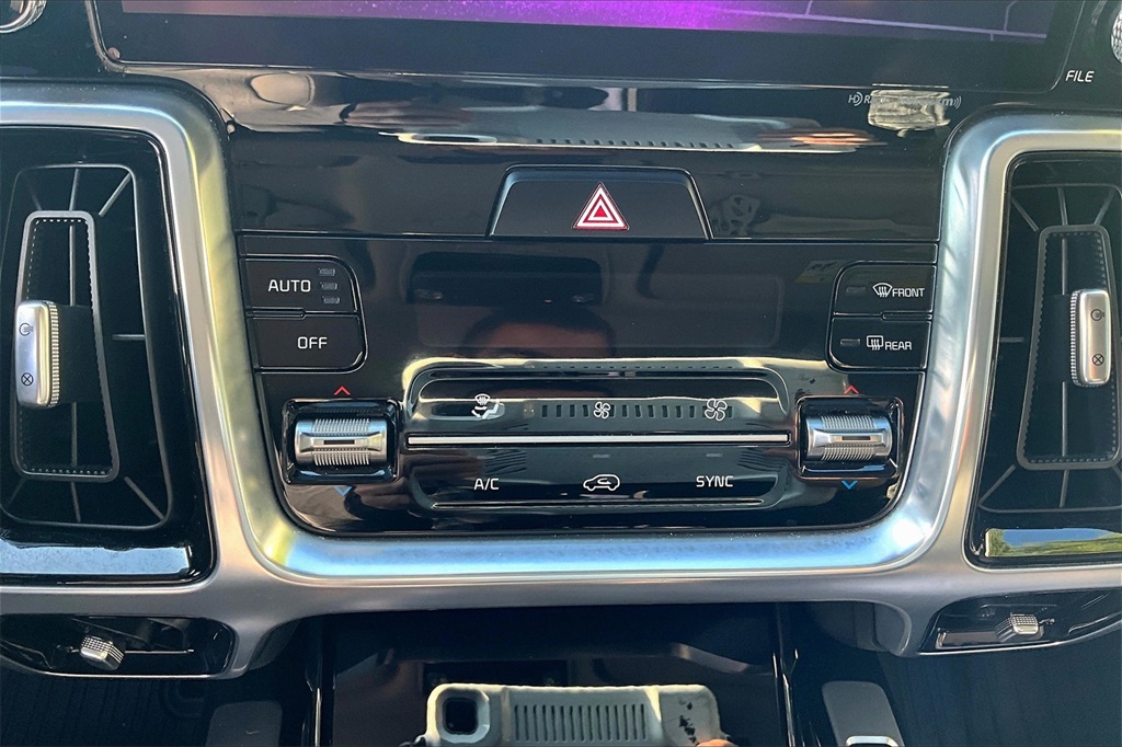 2022 Kia Sorento SX - Photo 27