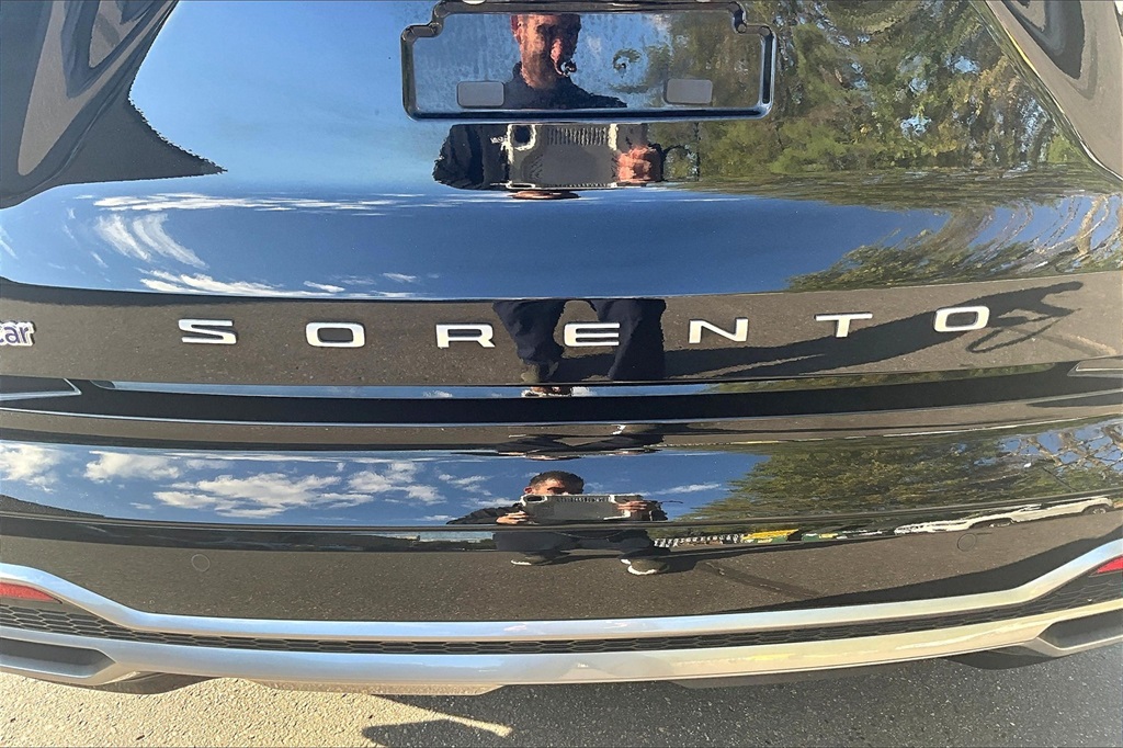 2022 Kia Sorento SX - Photo 29