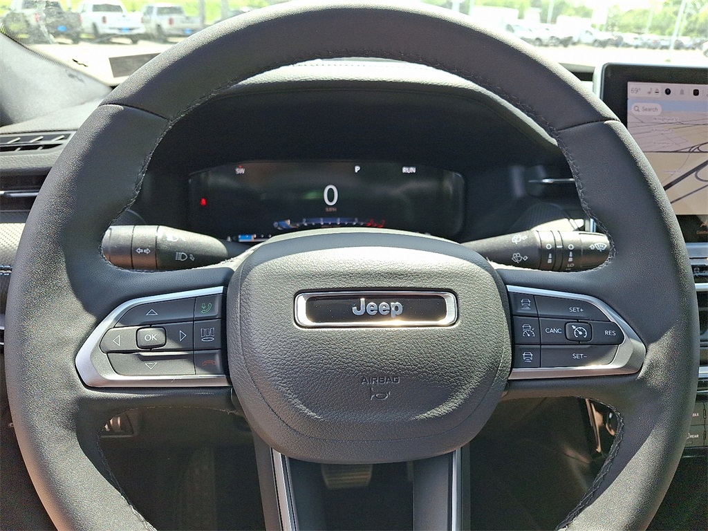 2025 Jeep Compass Limited - Photo 16