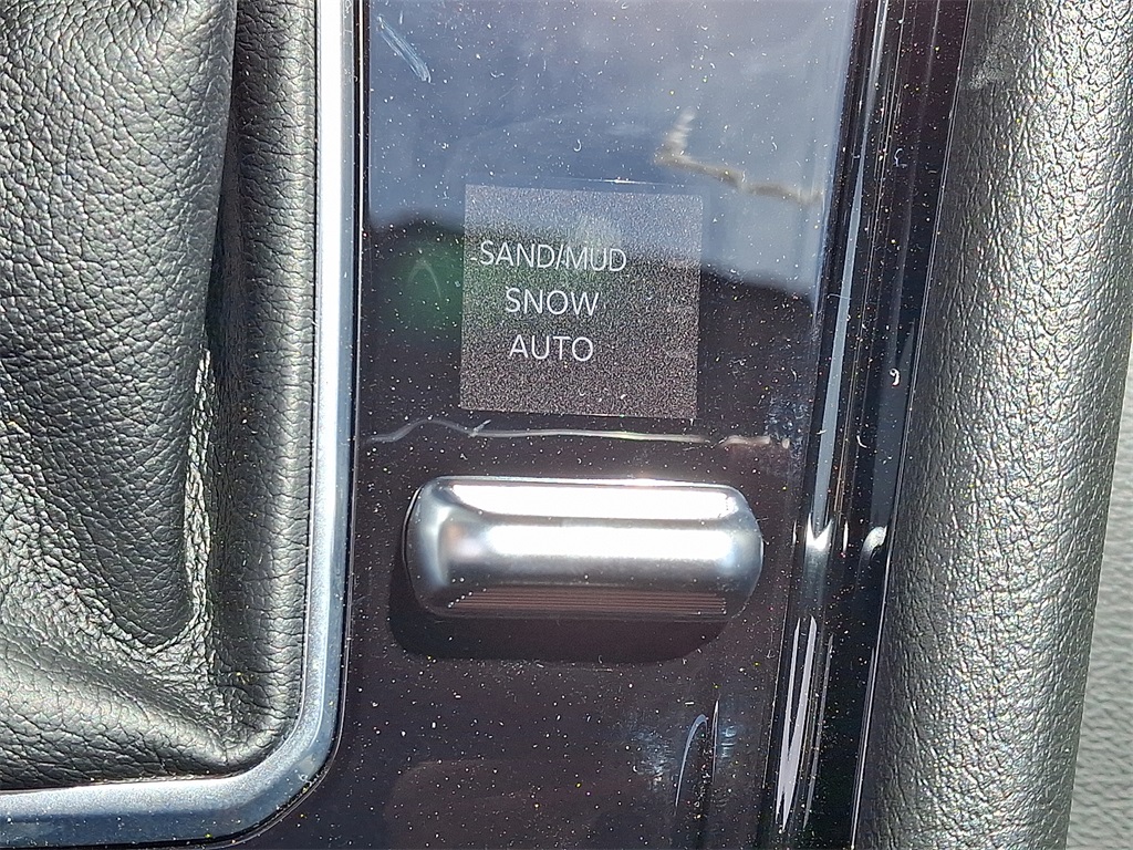 2025 Jeep Compass Limited - Photo 17