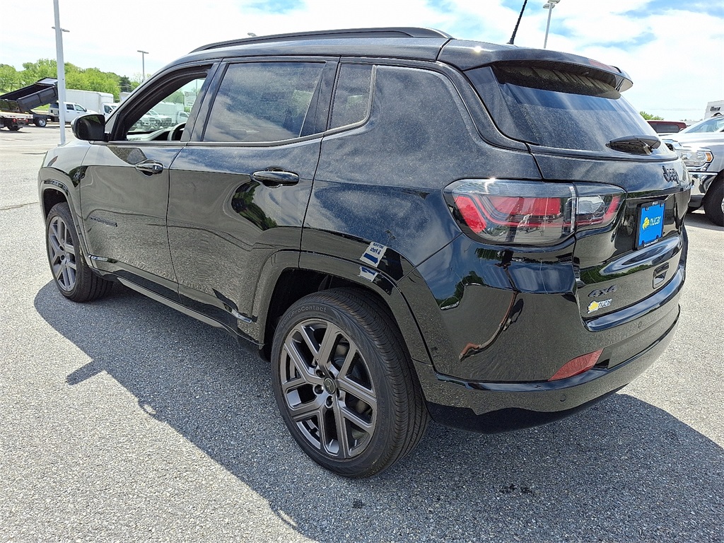 2025 Jeep Compass Limited - Photo 3