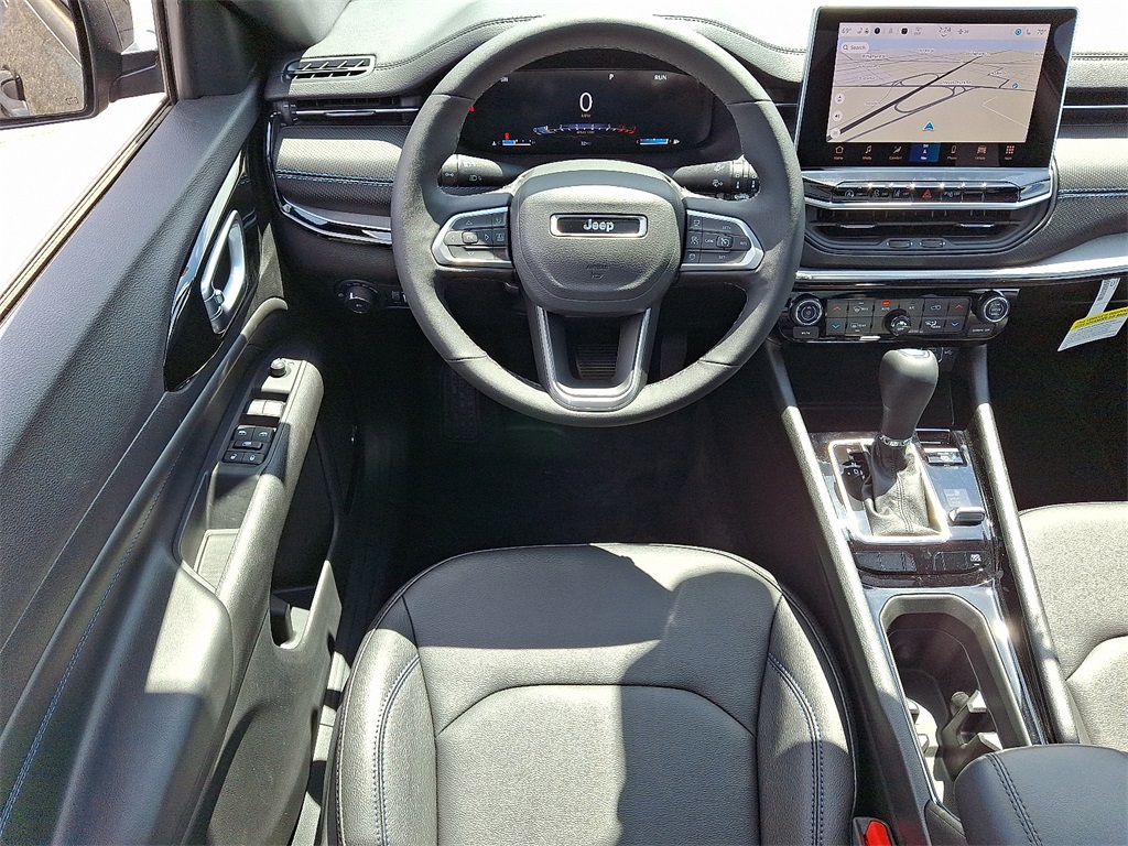 2025 Jeep Compass Limited - Photo 7