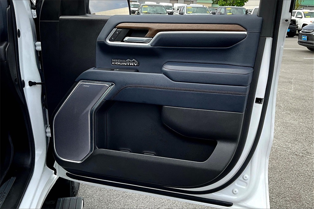 2022 Chevrolet Silverado 1500 High Country - Photo 12