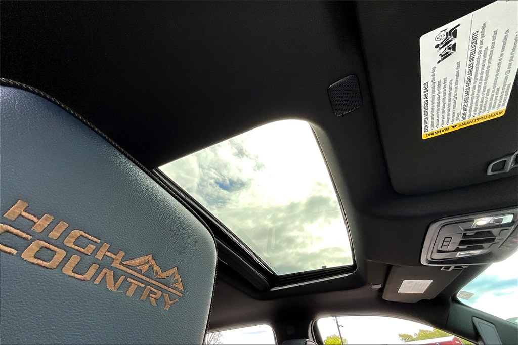 2022 Chevrolet Silverado 1500 High Country - Photo 22