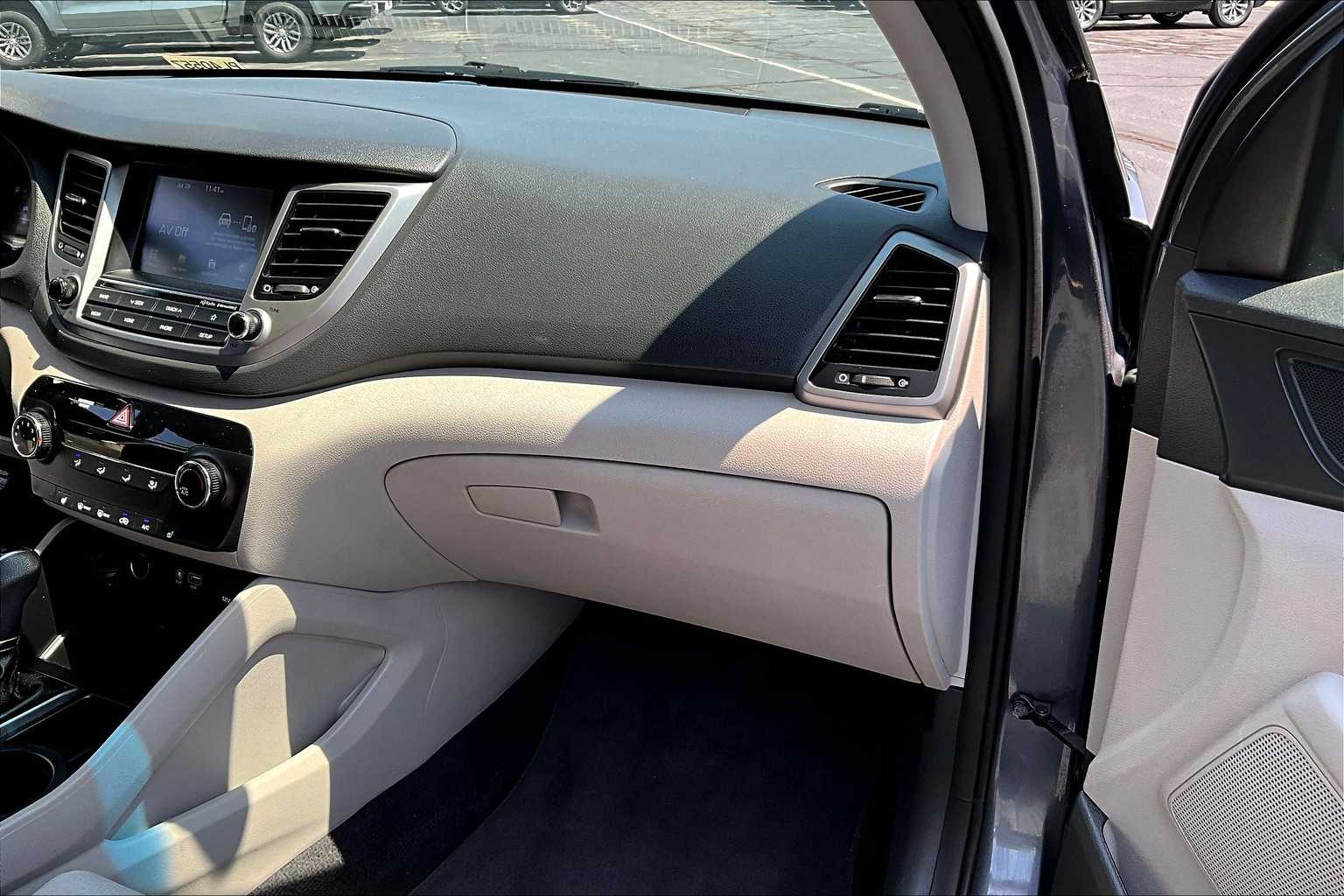 2018 Hyundai Tucson SEL - Photo 12