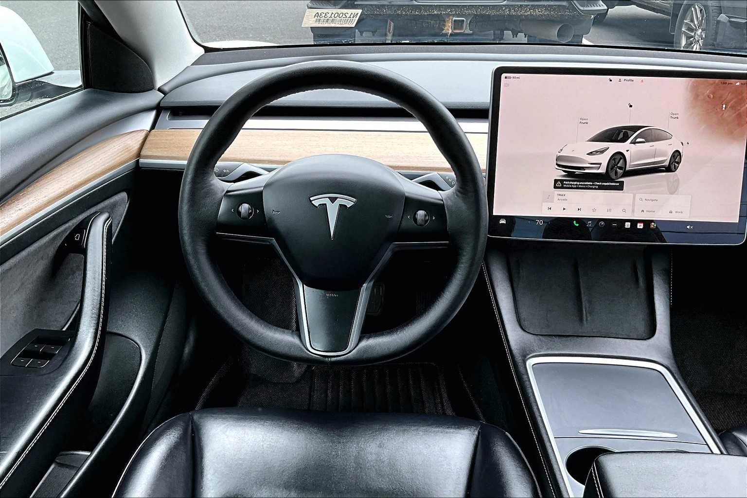 2023 Tesla Model 3  - Photo 17