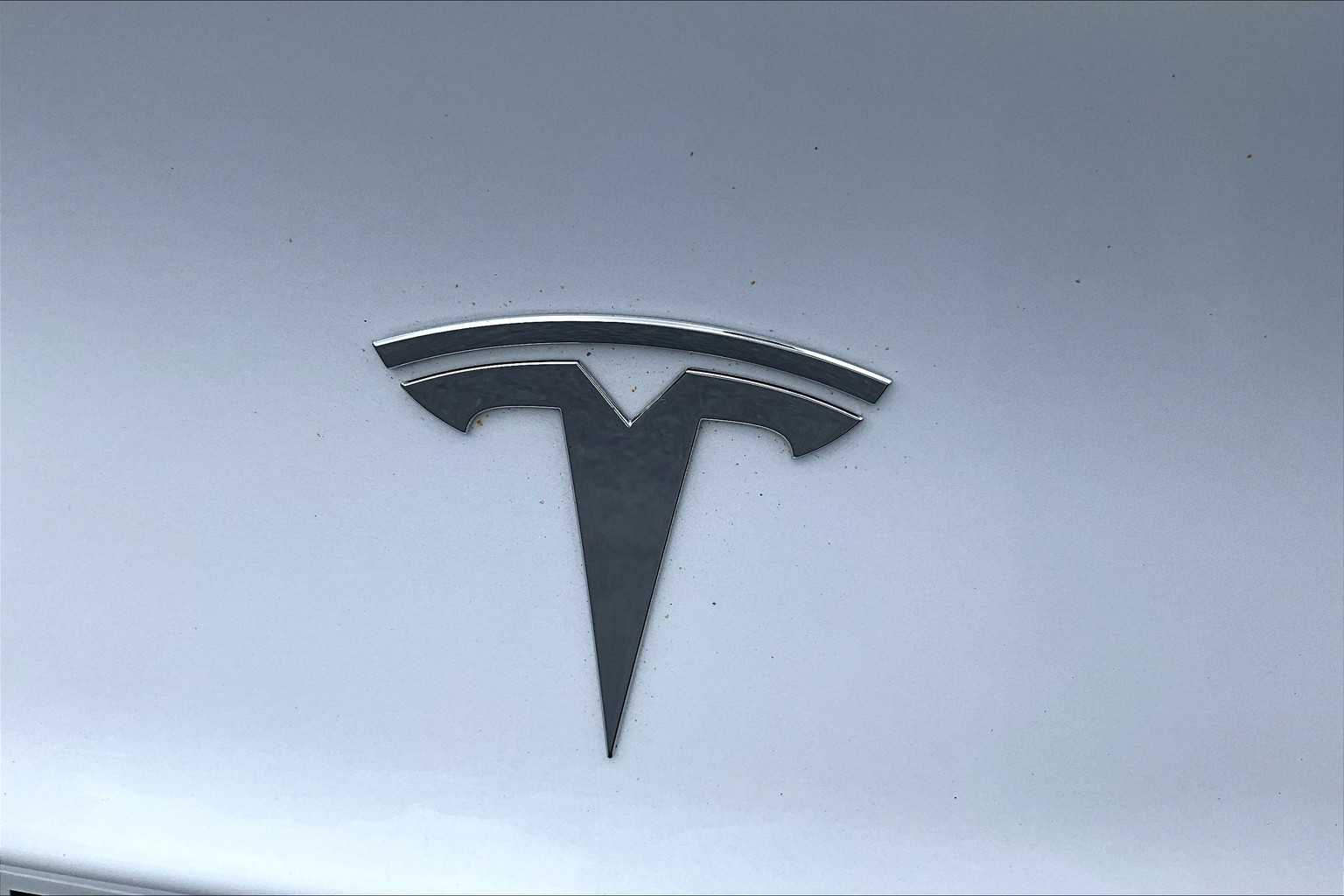 2023 Tesla Model 3  - Photo 29