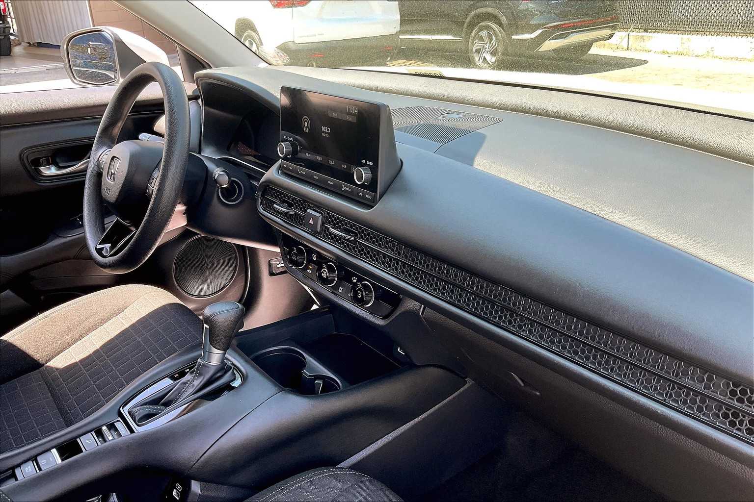 2023 Honda HR-V LX - Photo 14