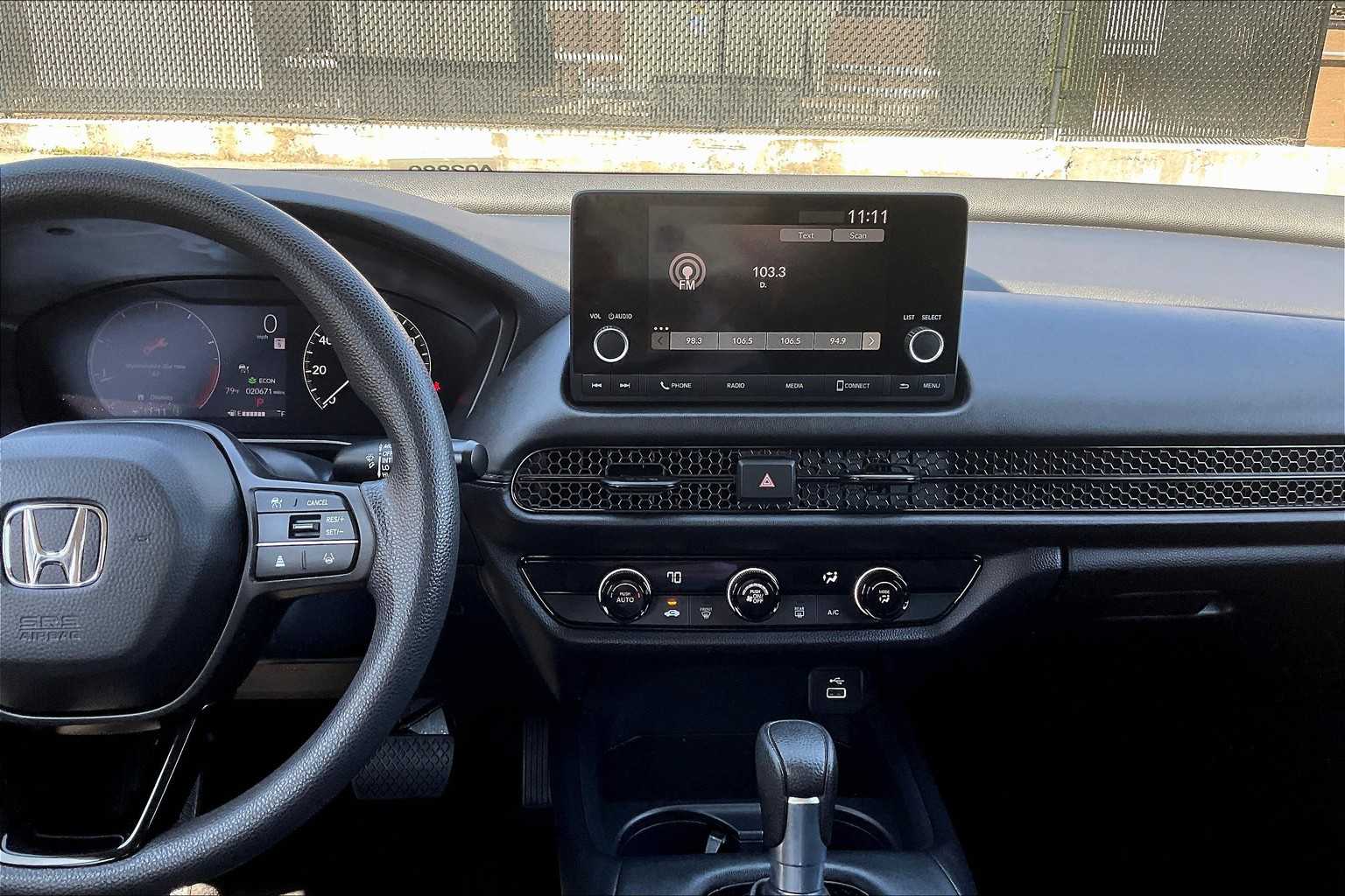 2023 Honda HR-V LX - Photo 18
