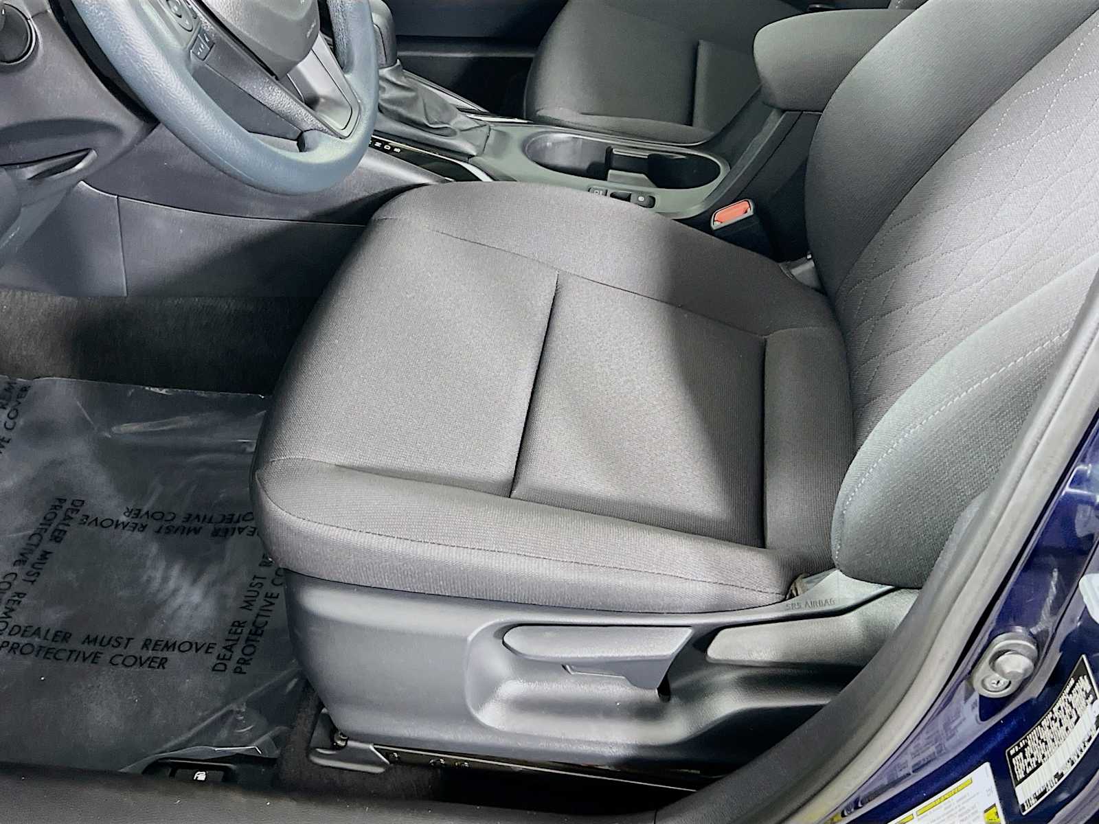 2024 Toyota Corolla LE - Photo 19