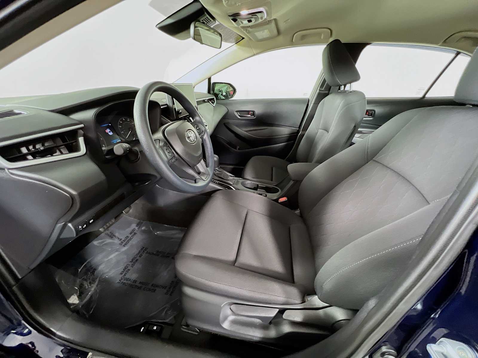 2024 Toyota Corolla LE - Photo 20