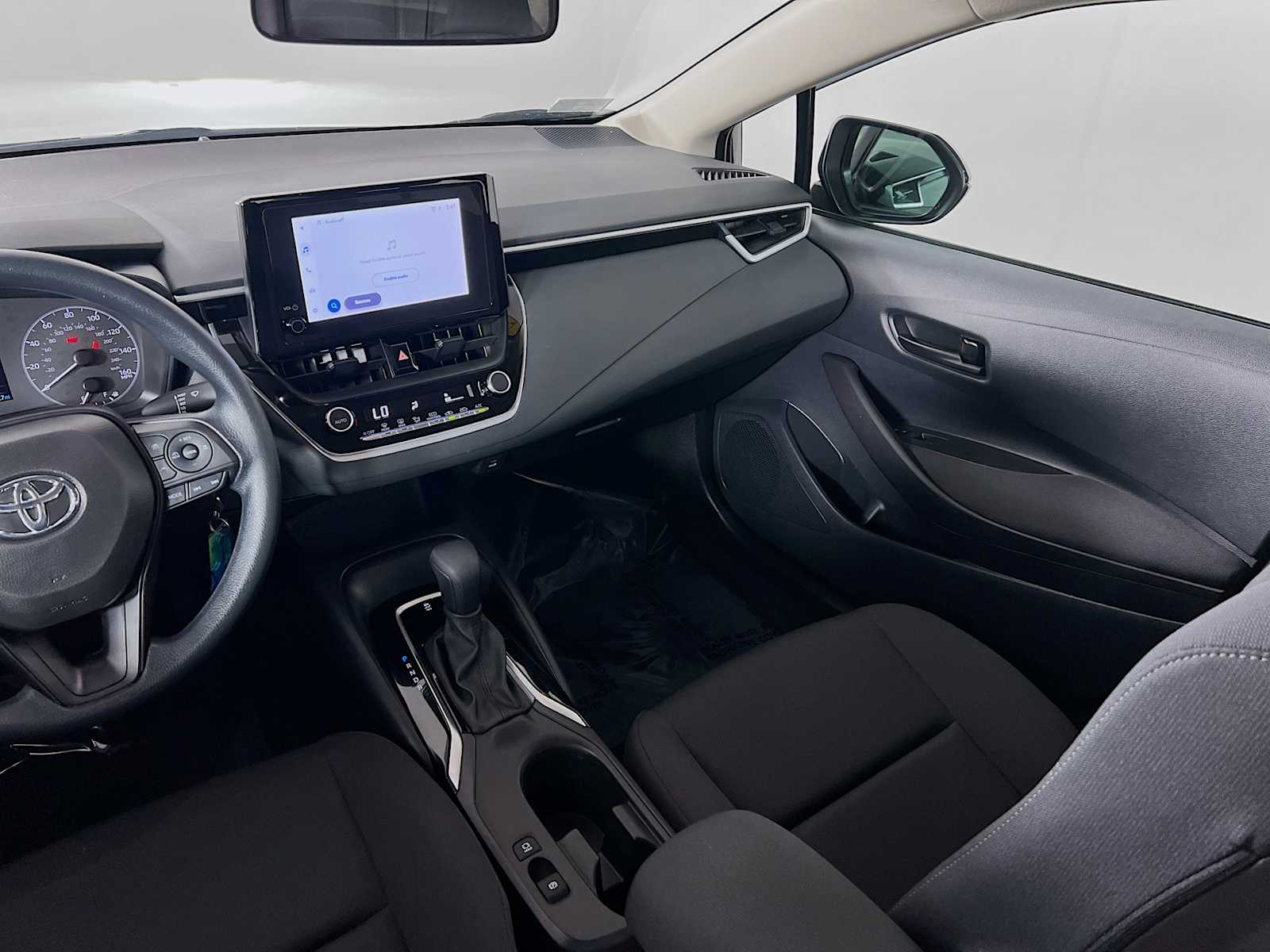2024 Toyota Corolla LE - Photo 22