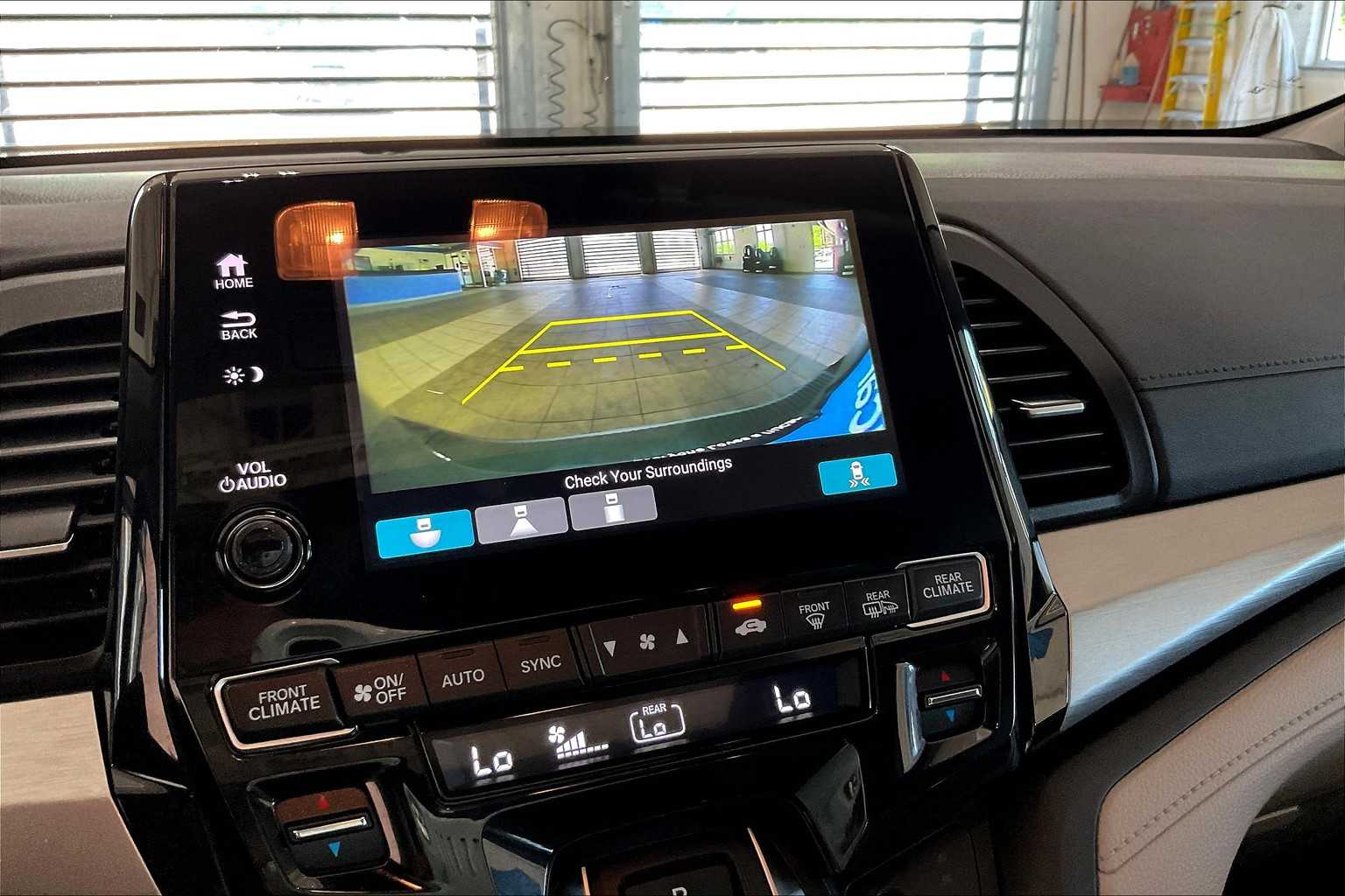 2024 Honda Odyssey EX-L - Photo 20