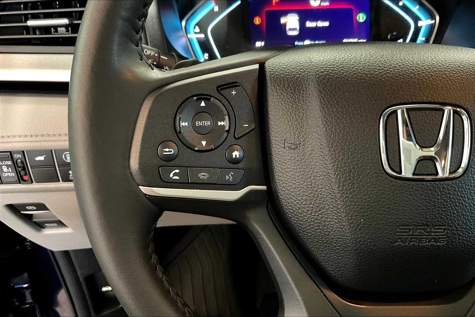 2024 Honda Odyssey EX-L - Photo 24