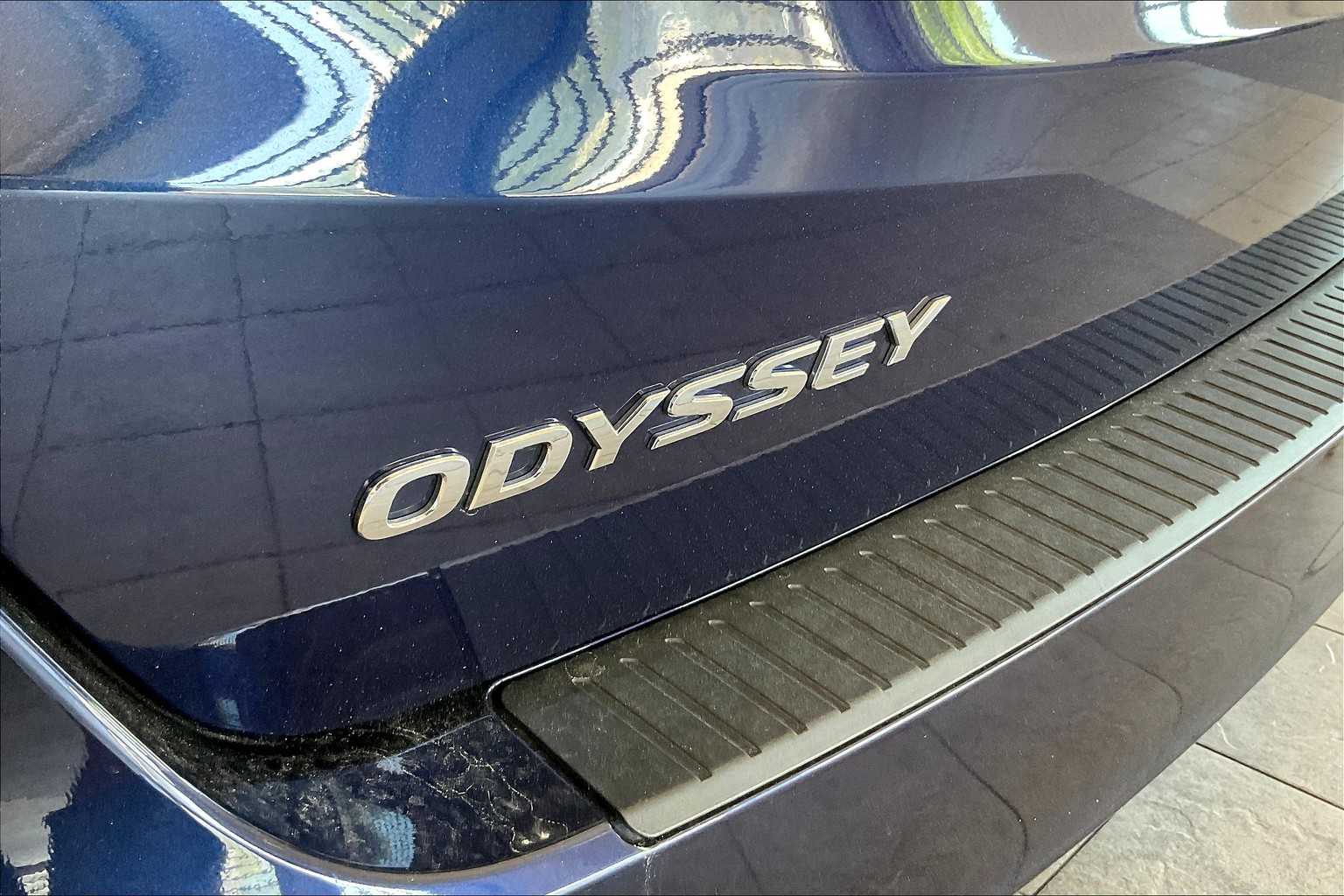 2024 Honda Odyssey EX-L - Photo 29