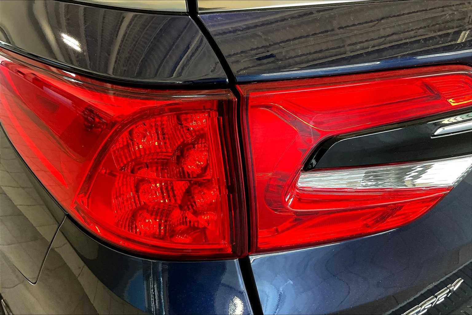 2024 Honda Odyssey EX-L - Photo 33