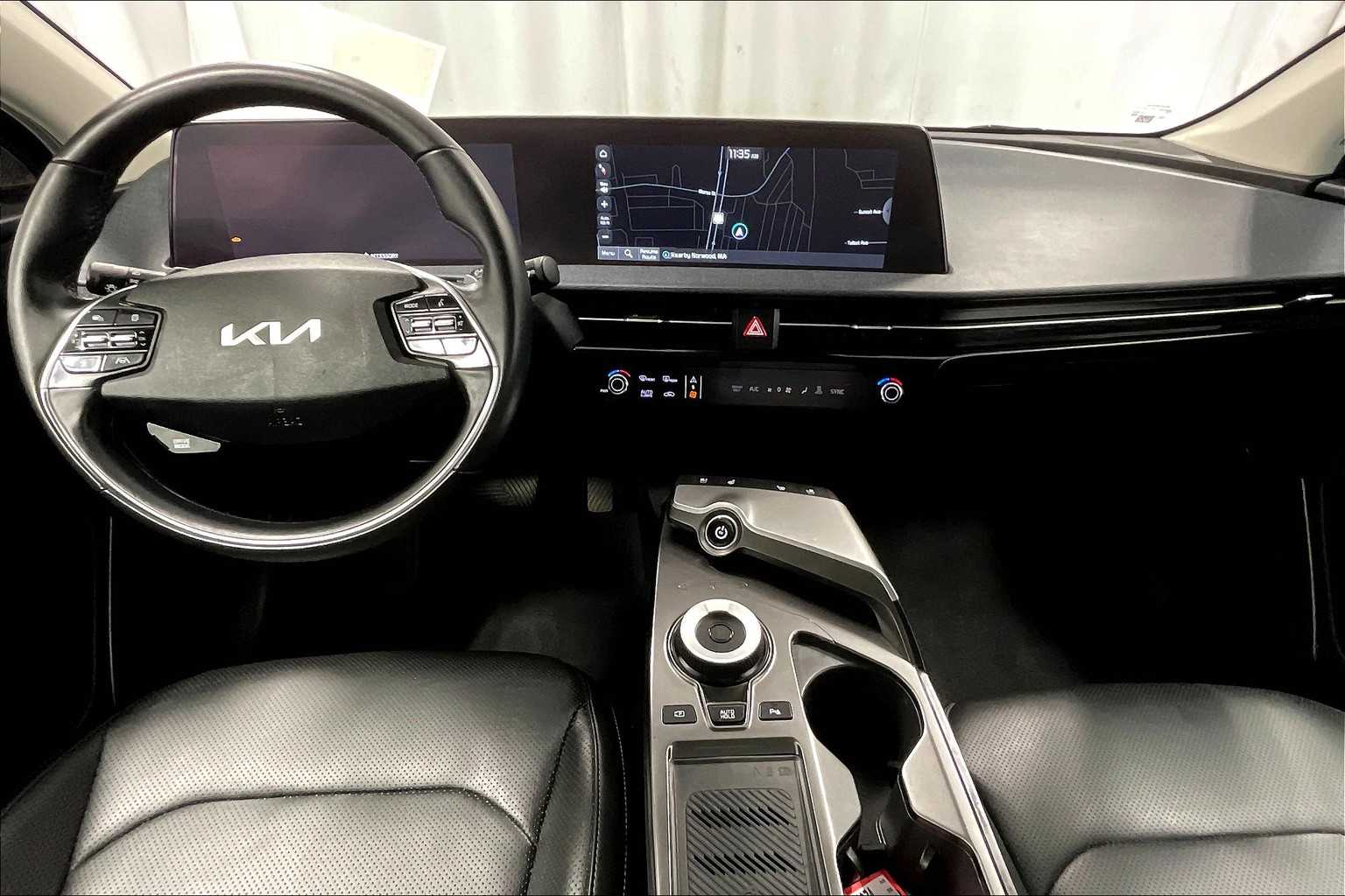 2024 Kia EV6 Wind - Photo 21