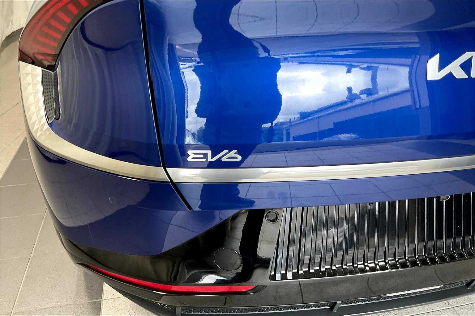 2024 Kia EV6 Wind - Photo 28