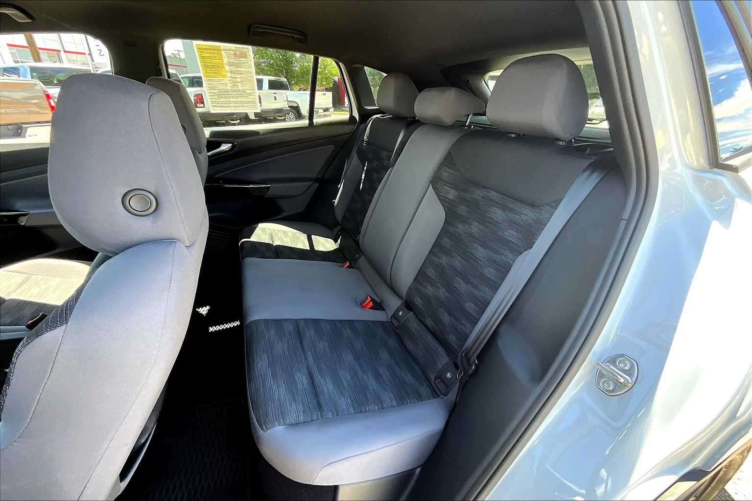 2021 Volkswagen ID.4 Pro - Photo 15