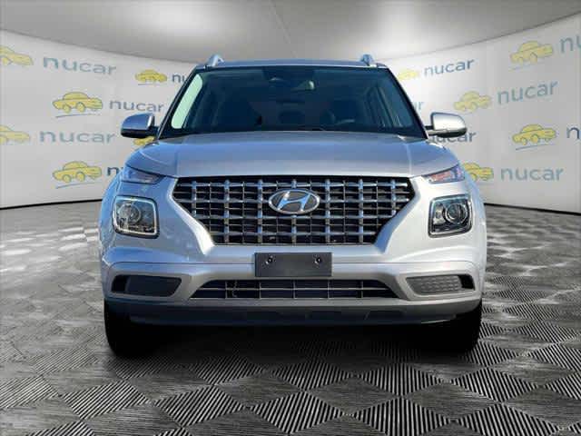 2025 Hyundai Venue SEL - Photo 13