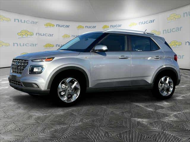 2025 Hyundai Venue SEL - Photo 4