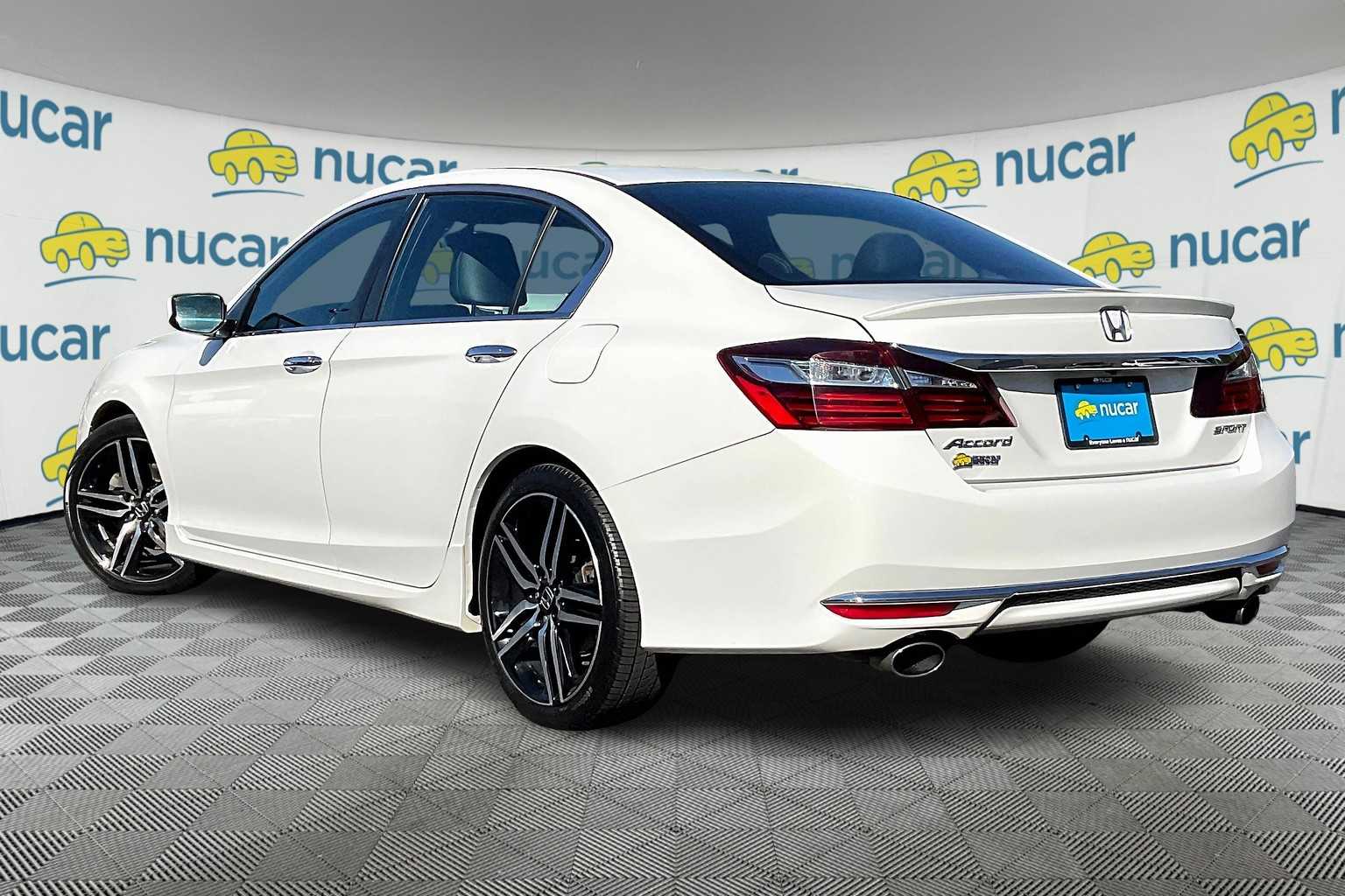 2017 Honda Accord Sport - Photo 4