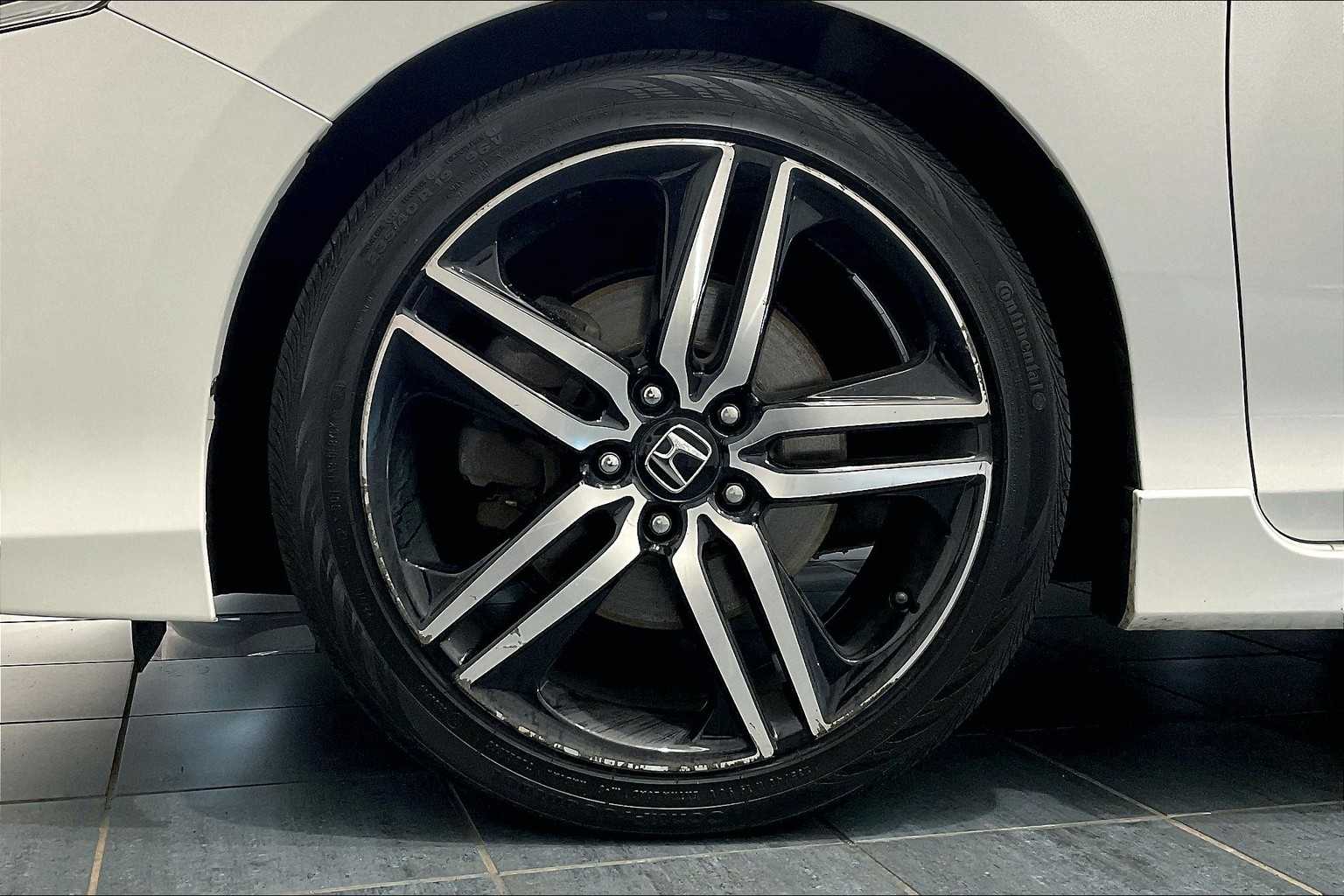2017 Honda Accord Sport - Photo 7