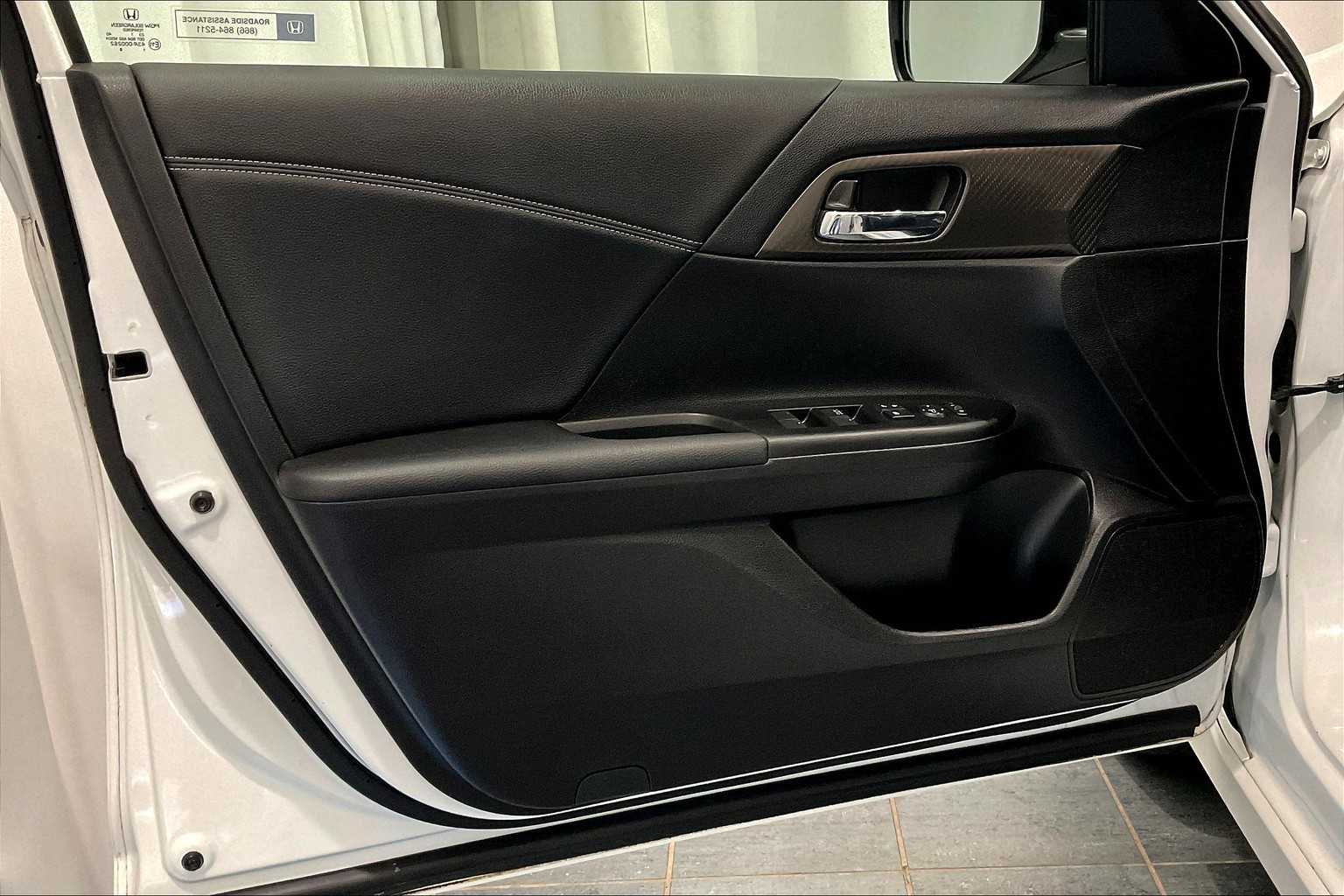 2017 Honda Accord Sport - Photo 9
