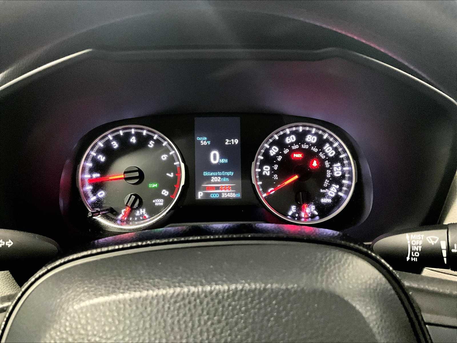2021 Toyota RAV4 XLE - Photo 24