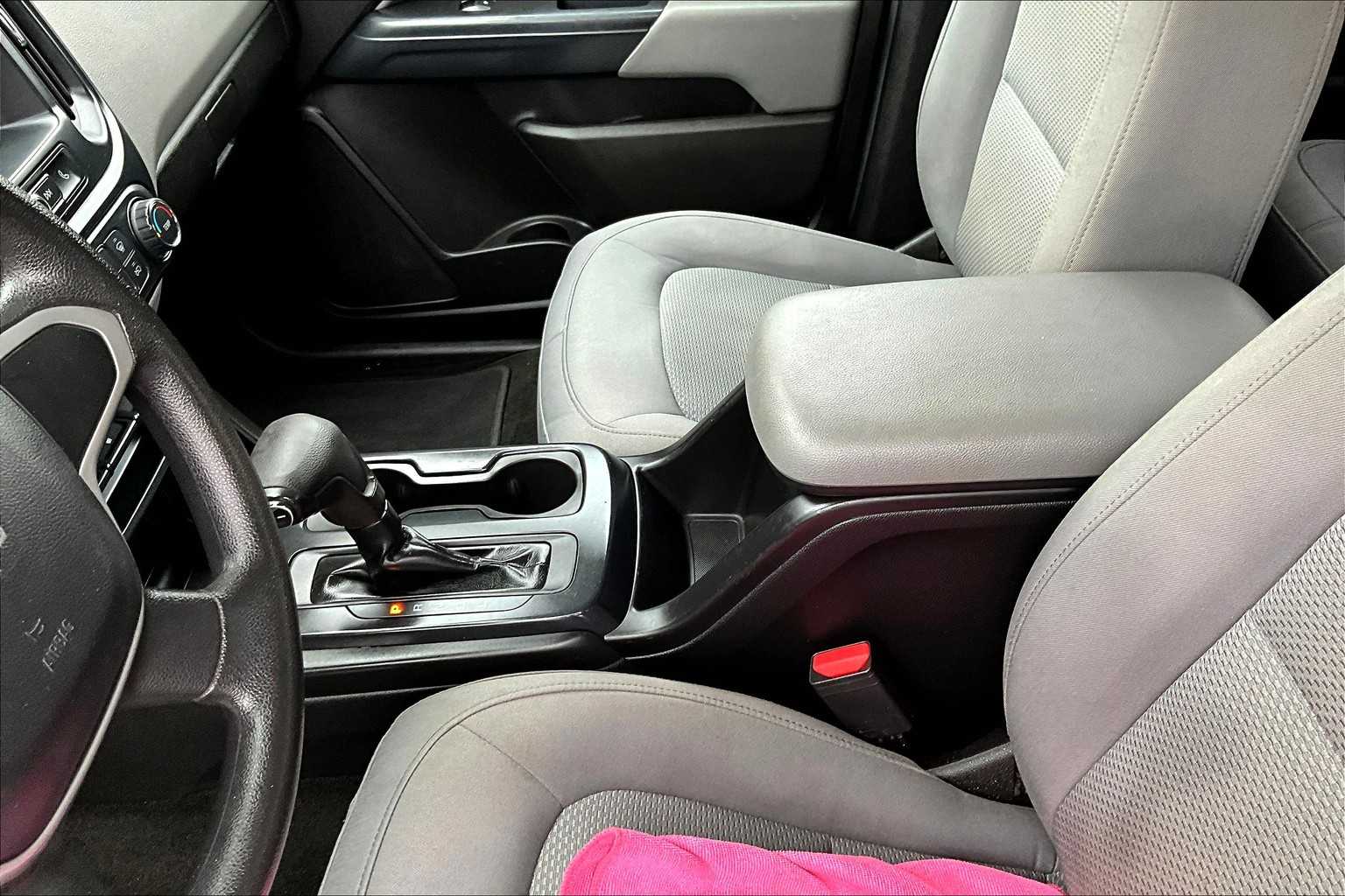 2017 Chevrolet Colorado 4WD WT - Photo 20
