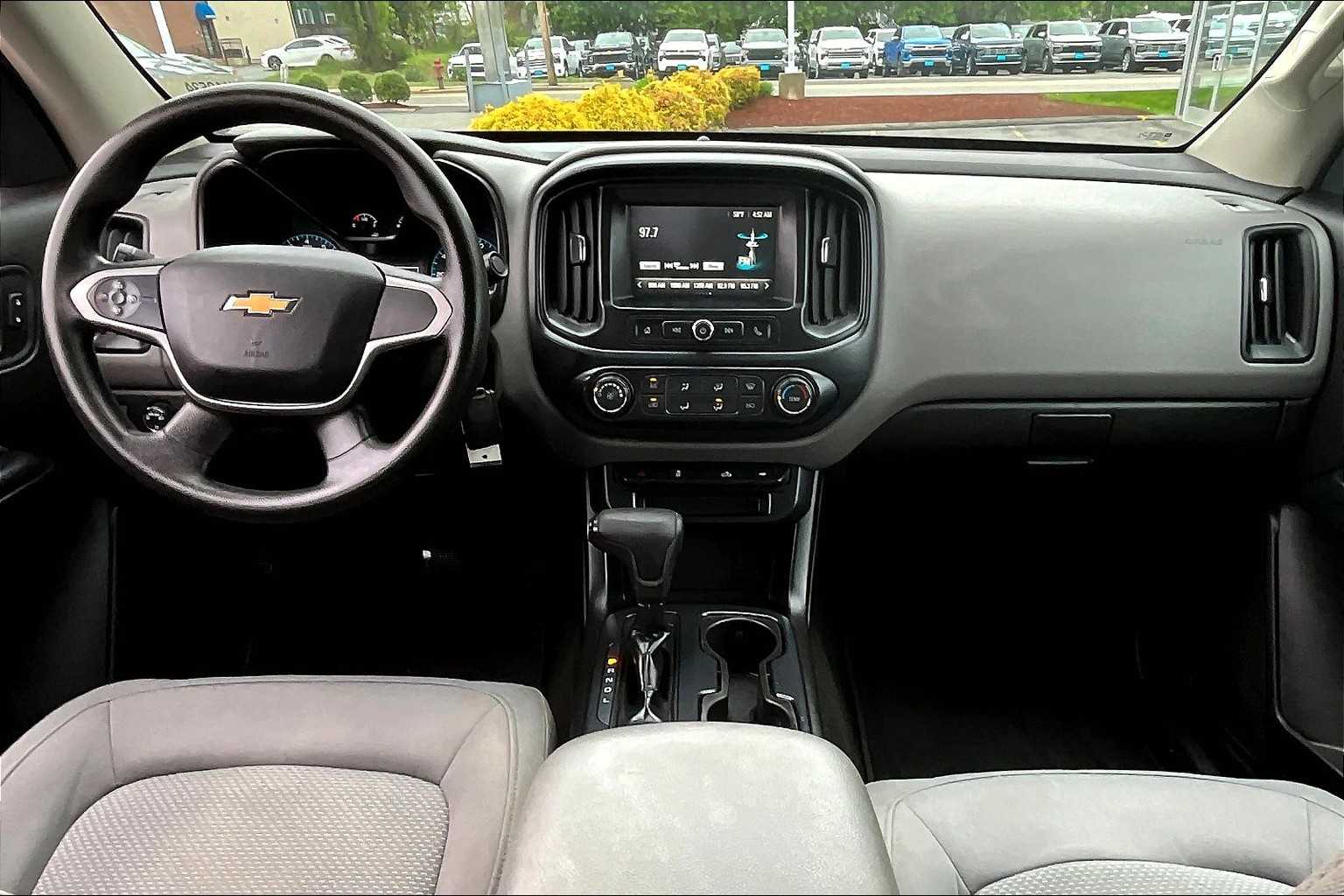 2017 Chevrolet Colorado 4WD WT - Photo 21