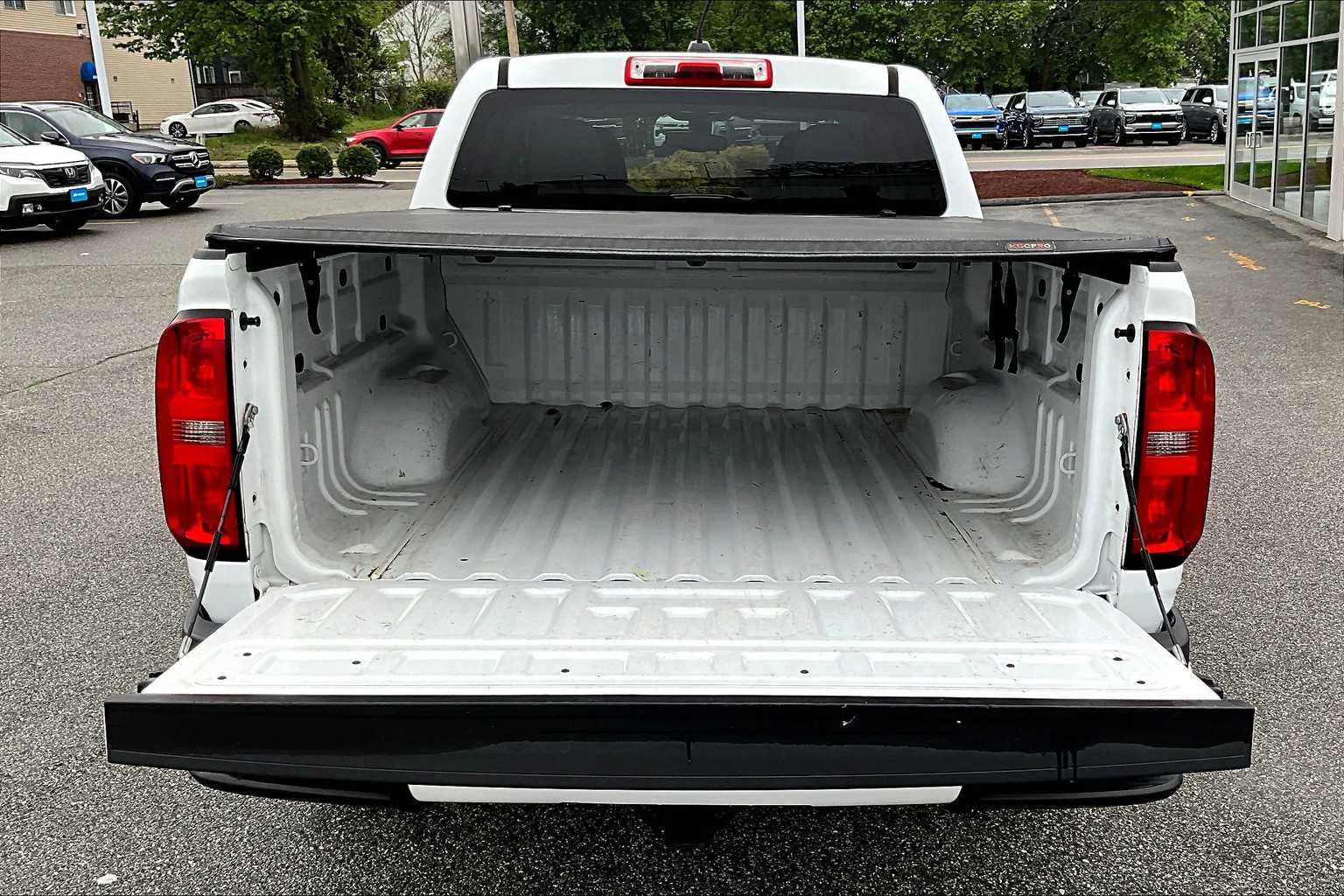 2017 Chevrolet Colorado 4WD WT - Photo 30