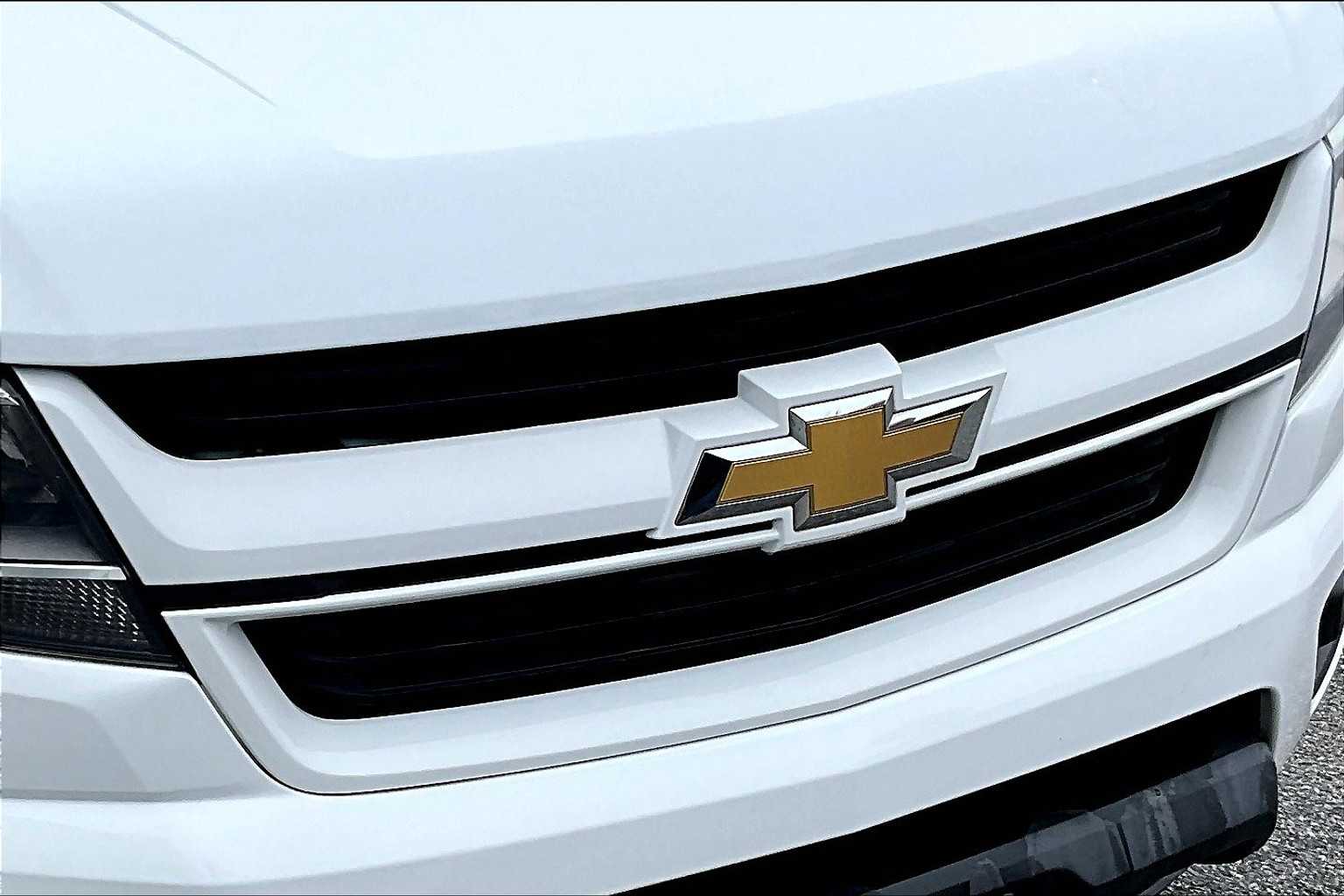 2017 Chevrolet Colorado 4WD WT - Photo 31